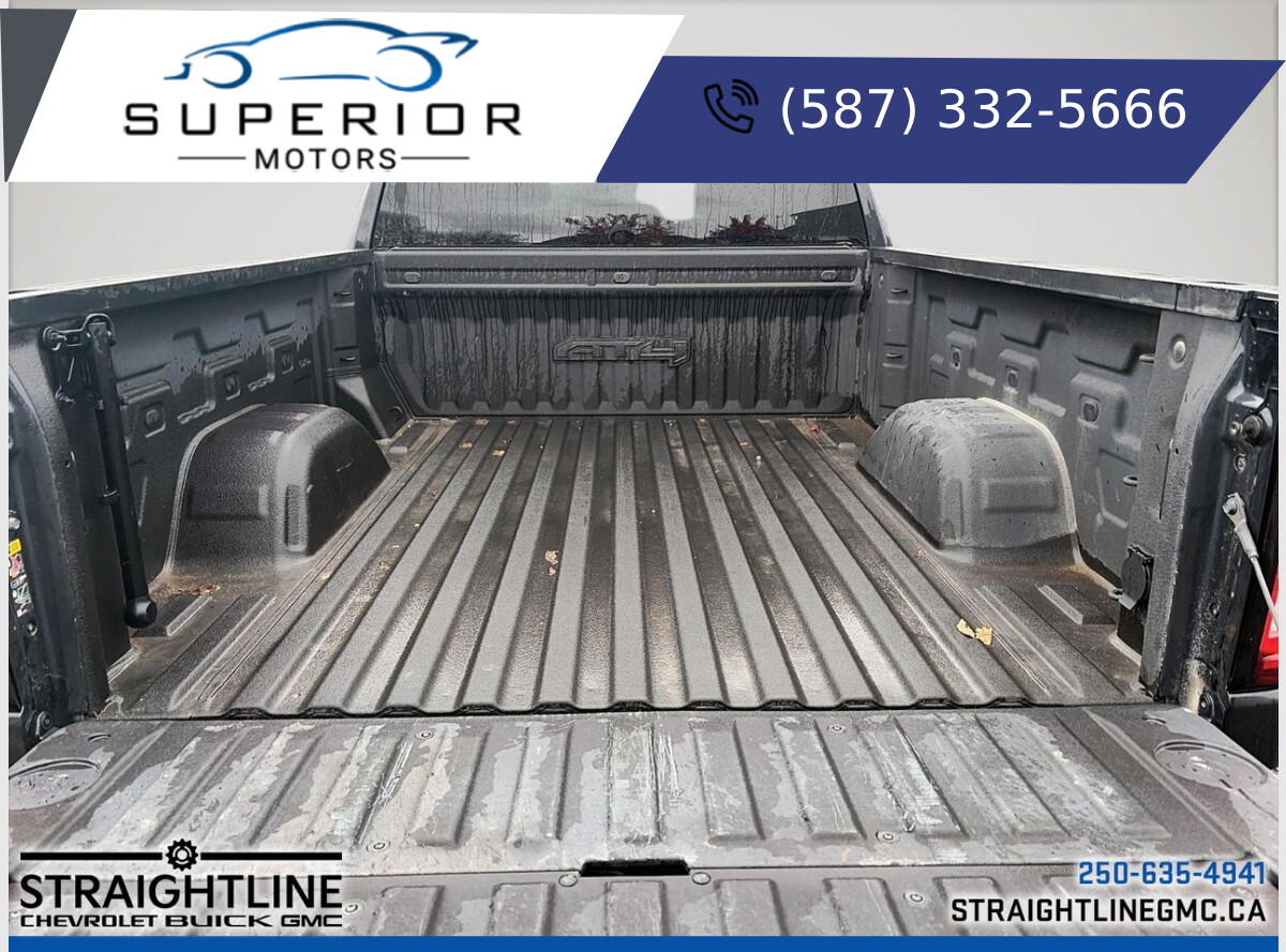 2023 GMC Sierra 1500 AT4