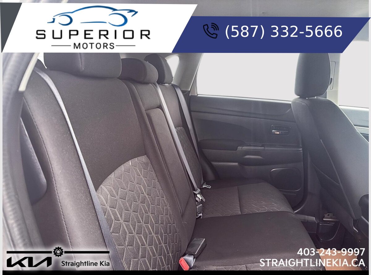 2024 Mitsubishi RVR SE