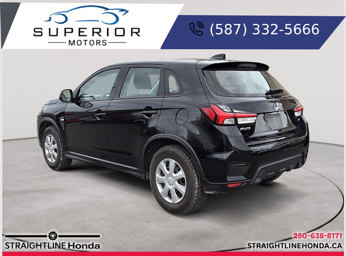 2022 Mitsubishi RVR ES