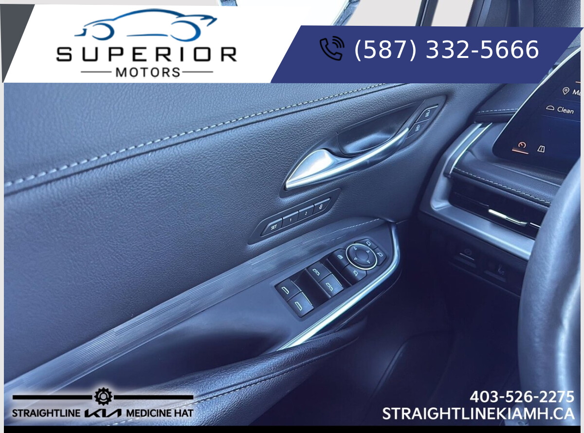 2024 Cadillac XT4 AWD Premium Luxury