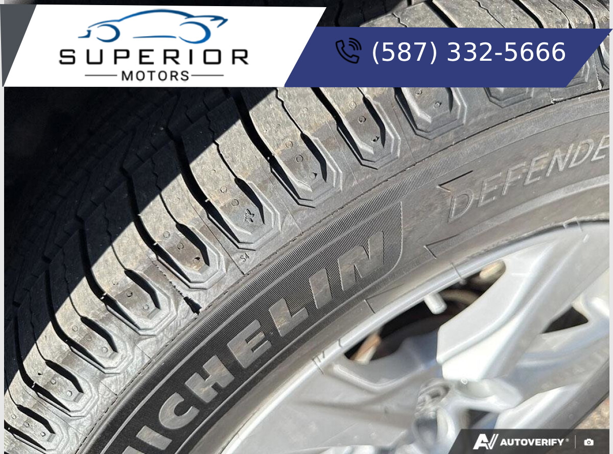 2020 Toyota Highlander LE