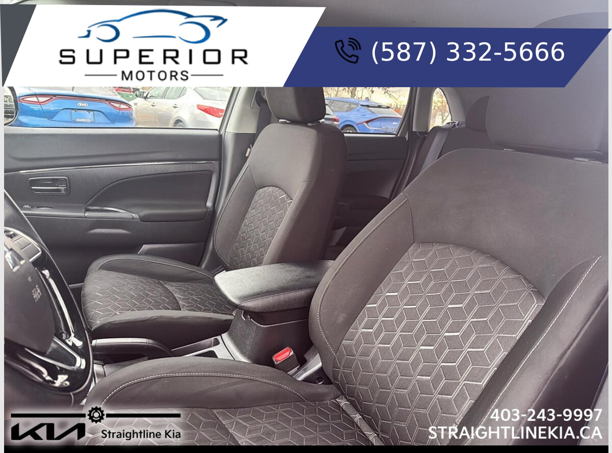 2024 Mitsubishi RVR SE