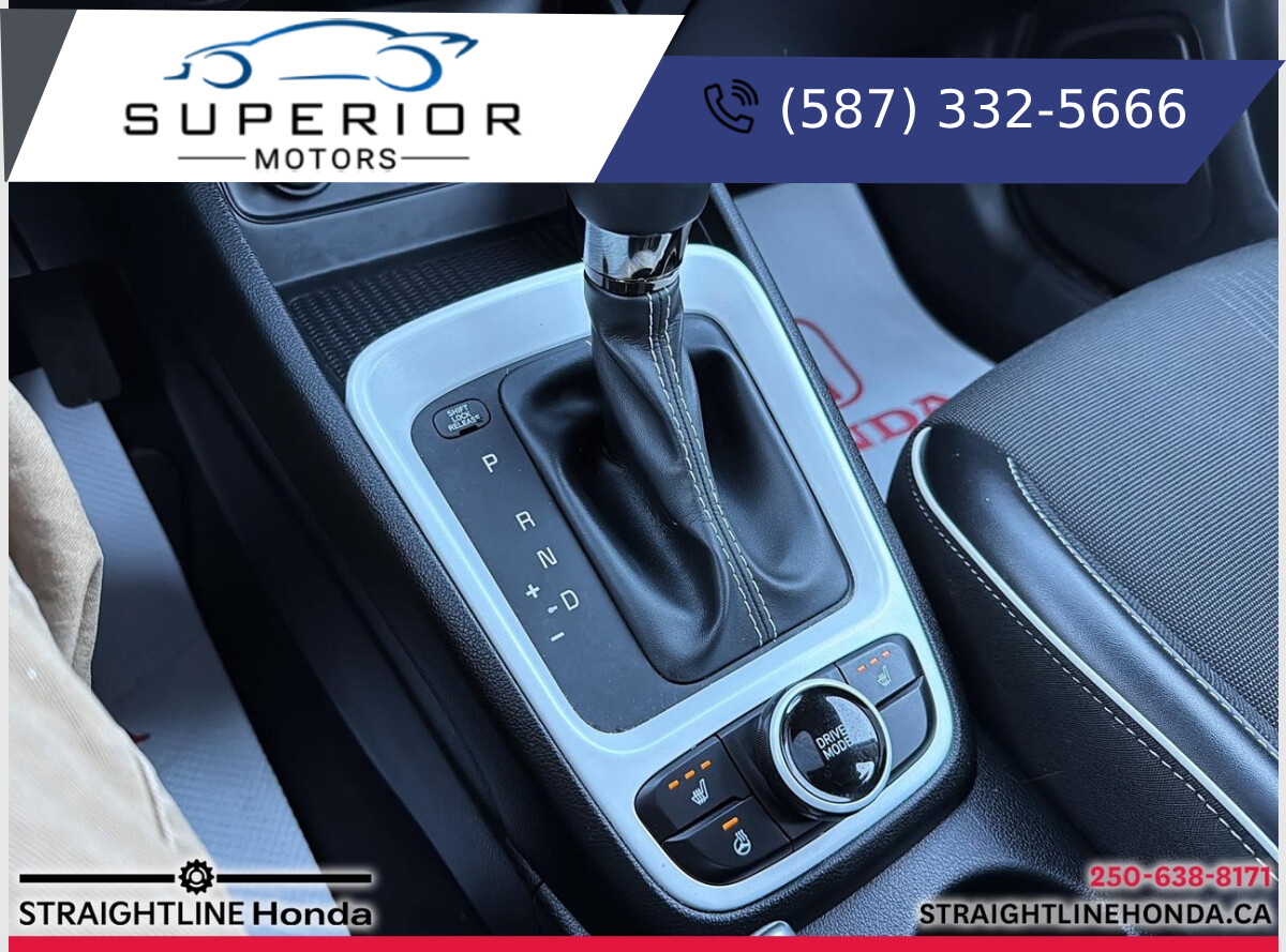 2020 Hyundai Venue Ultimate w/Black Interior