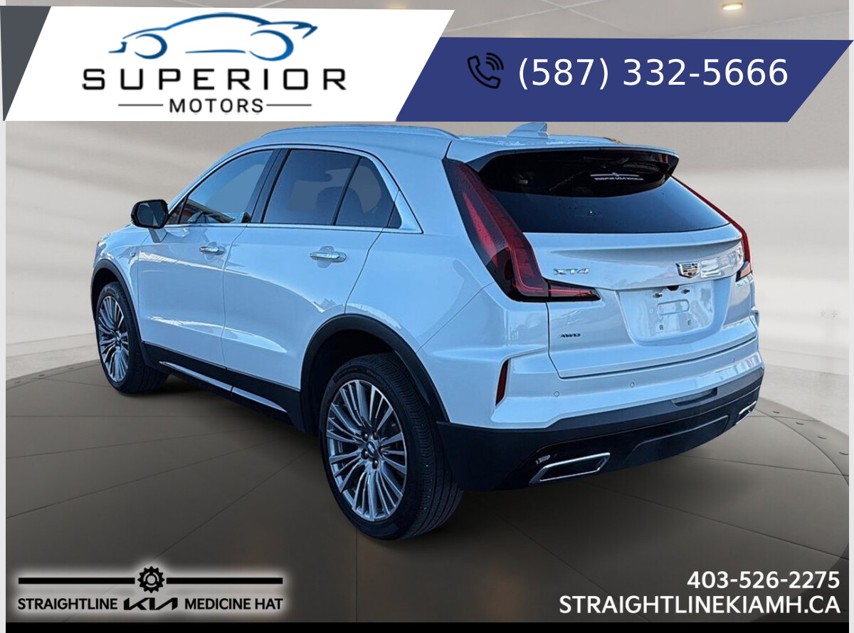 2024 Cadillac XT4 AWD Premium Luxury