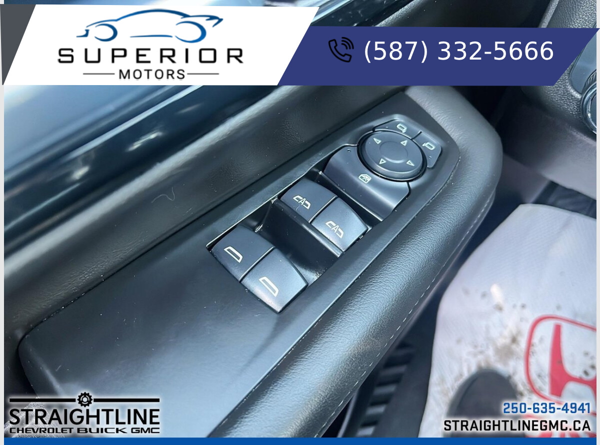 2025 Chevrolet Suburban LS