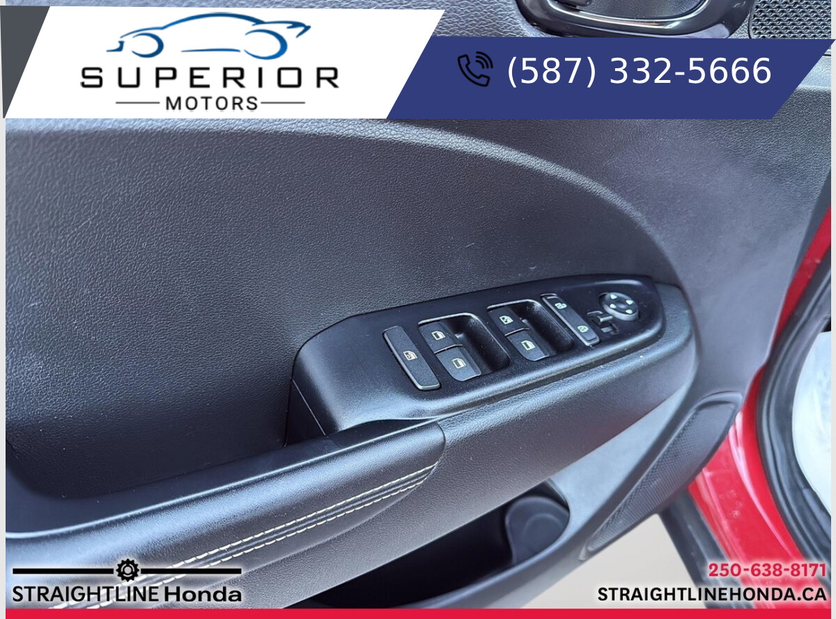 2020 Hyundai Venue Ultimate w/Black Interior