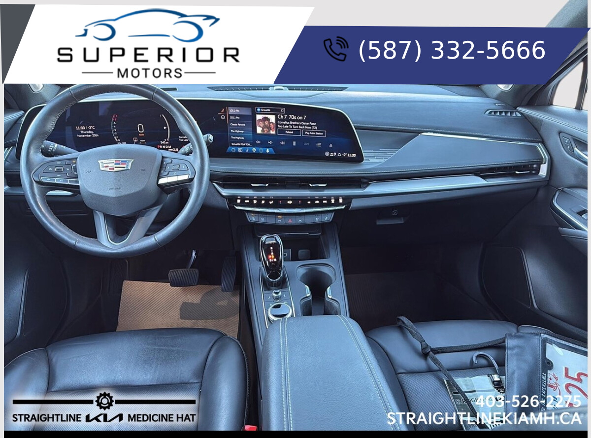 2024 Cadillac XT4 AWD Premium Luxury