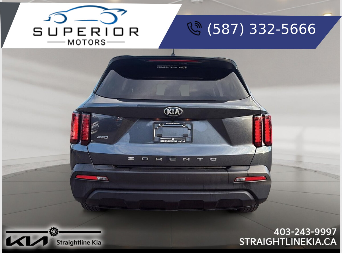 2021 Kia Sorento LX +